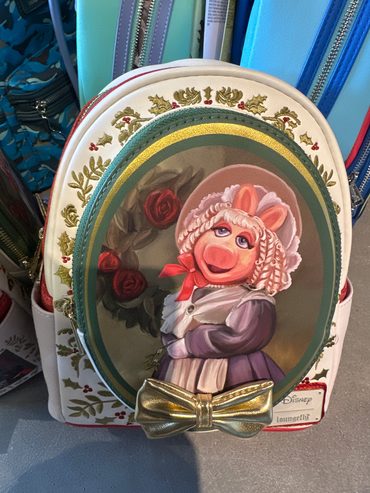 The Muppet Christmas Carol Miss Piggy Mini Backpack Exclusive - alternate view 5