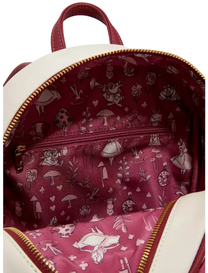 Backpack with a detailed pattern on the interior lining
