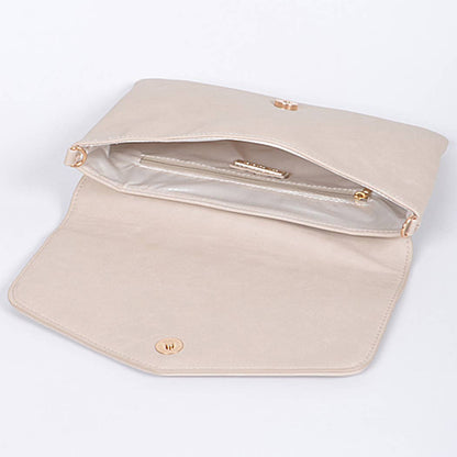 Simple Daily Clutch: Black