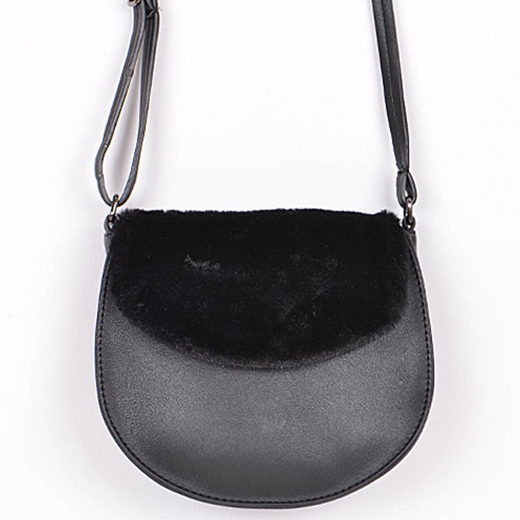Day To Day Clutch: BLACK