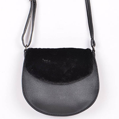 Day To Day Clutch: BLACK