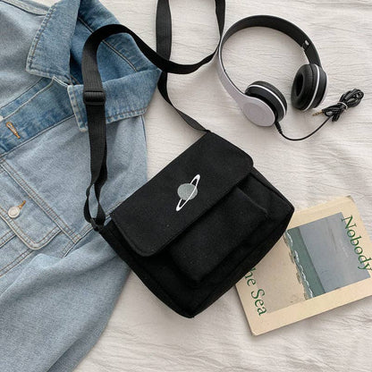 Planet Embroidery Large Capacity Crossbody Shoulder Bag: Black without Frog