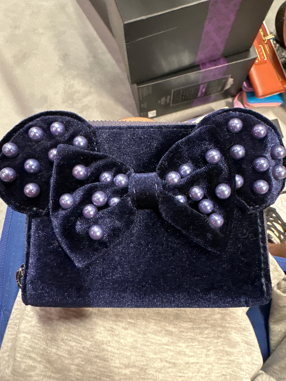 Minnie Mouse Velvet Pearl Ears Zip Wallet Exclusive