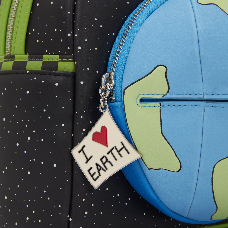 Close-up of a bag with a 'I ❤️ EARTH' tag and a blue and green Earth design.