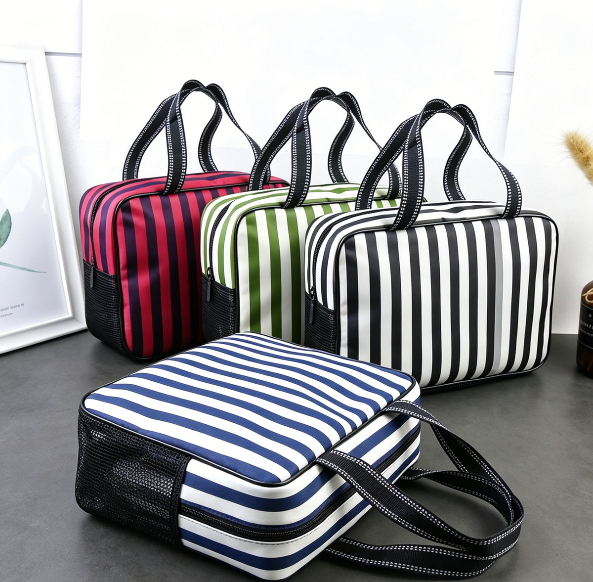 Waterproof Mesh Shower Bag Striped Toiletry Bag: Pink / M