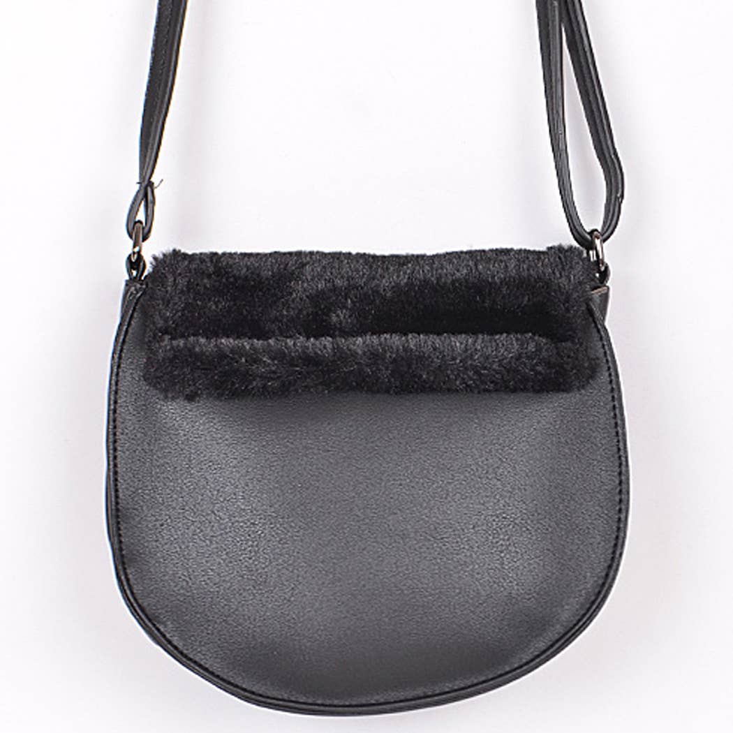 Day To Day Clutch: BLACK